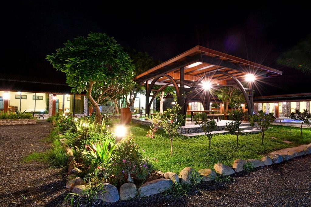 Kenting Four Season Villa Hengchun Old Town Exterior foto