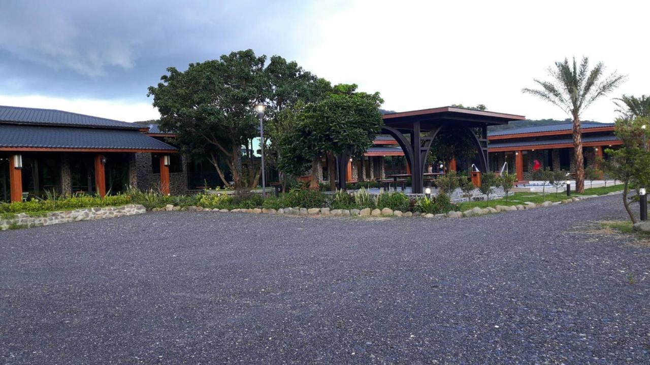Kenting Four Season Villa Hengchun Old Town Exterior foto